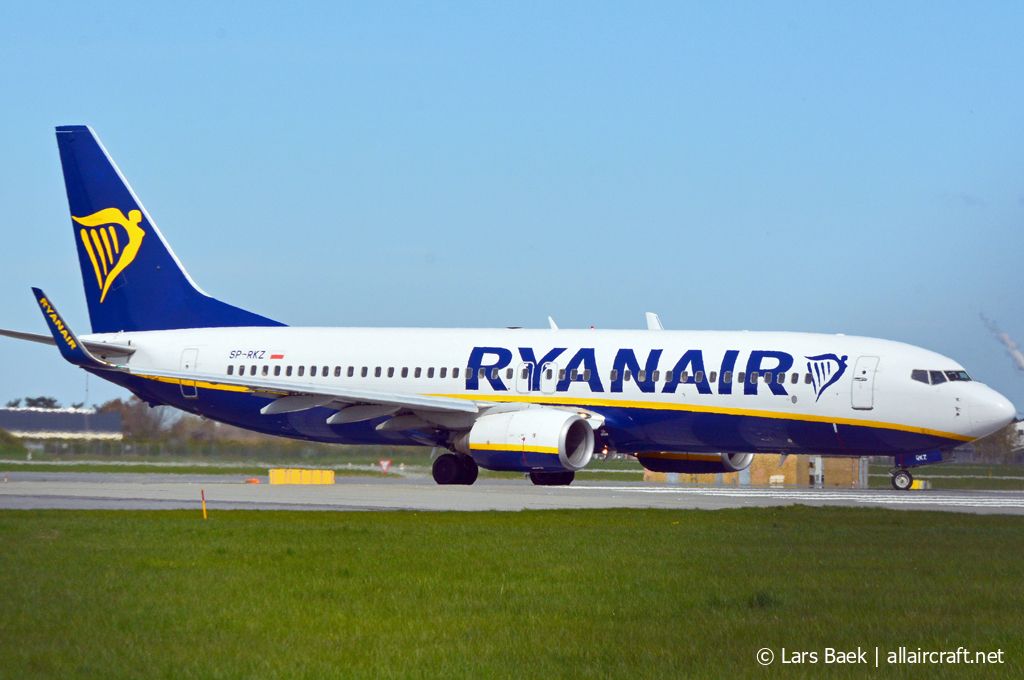 SP-RKZ (34987) 2011 Boeing 737-8AS(WL)