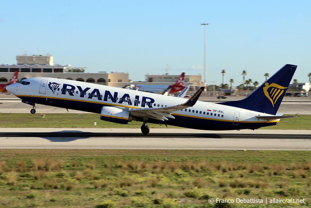 SP-RSL (44850) 2018 Boeing 737-8AS(WL)