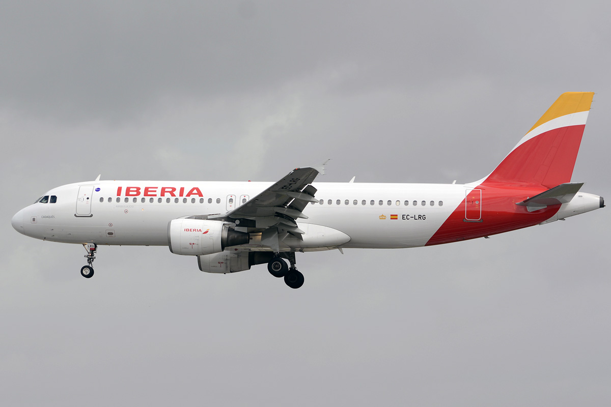 EC-LRG (1516) 2001 Airbus A320-214