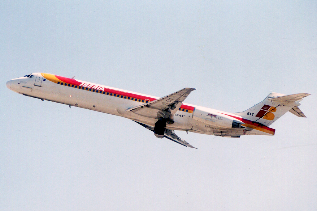 EC-EXT, (cn 49837), McDonnell Douglas MD-87