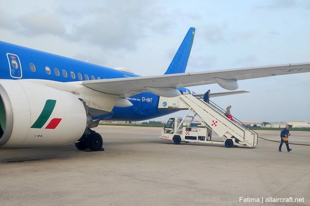 EI-HHT (55317) 2024	Airbus A220-300