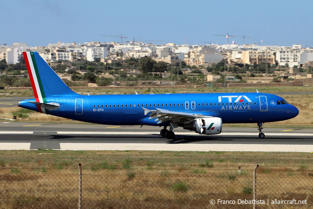 EI-DTH (3956) 2009 Airbus A320-216