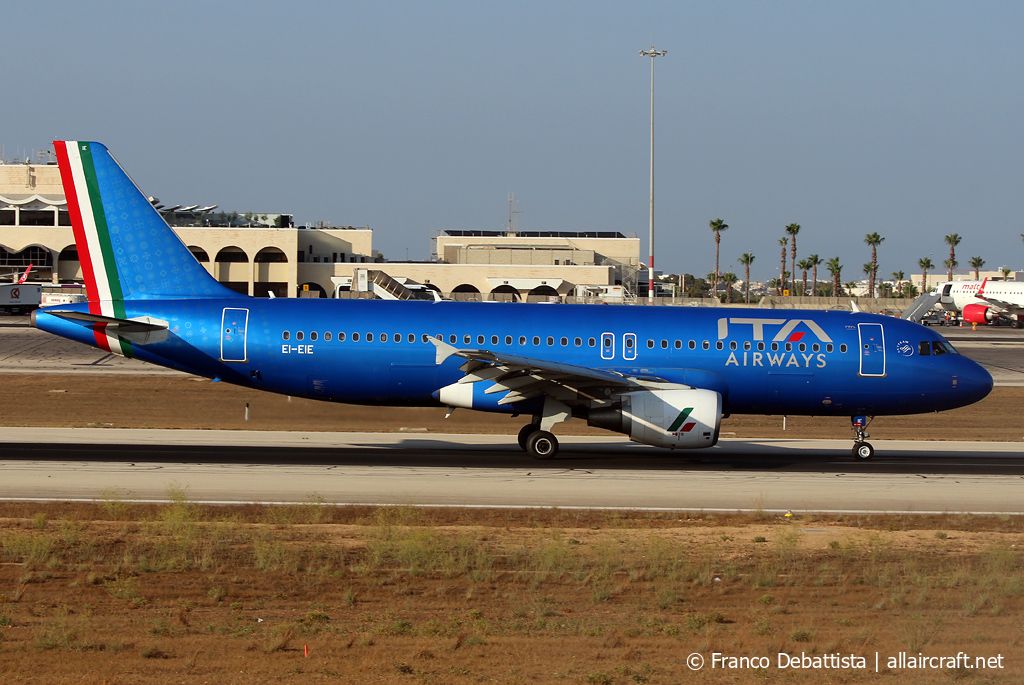 EI-EIE (4536) 2010 Airbus A320-216