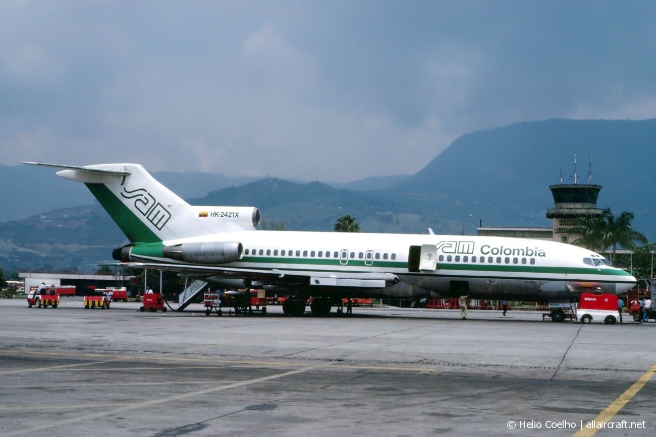 HK-2421X (18875) 1965 Boeing 727-46