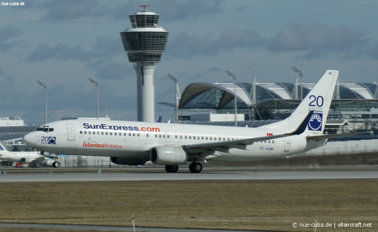 TC-SUM (28826) 1999 Boeing 737-85F(WL)