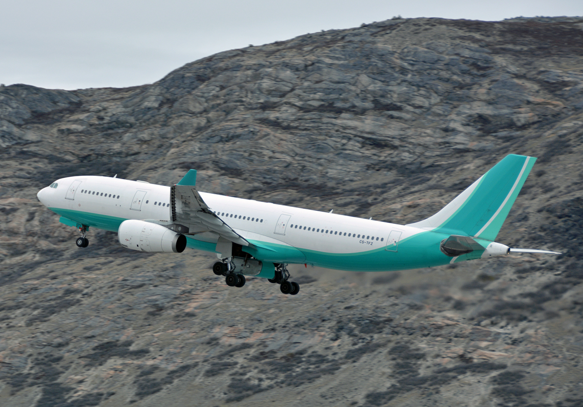 CS-TFZ (1008) 2009 Airbus A330-243