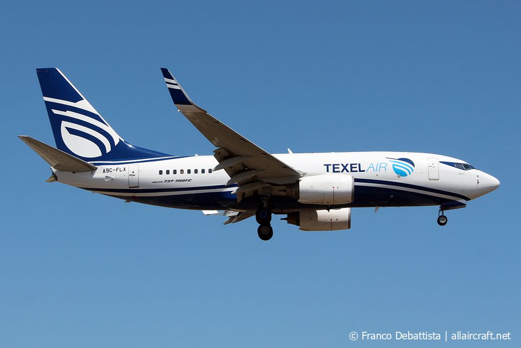 A9C-FLX (30293) 2004 Boeing 737-76Q(FC)(WL)