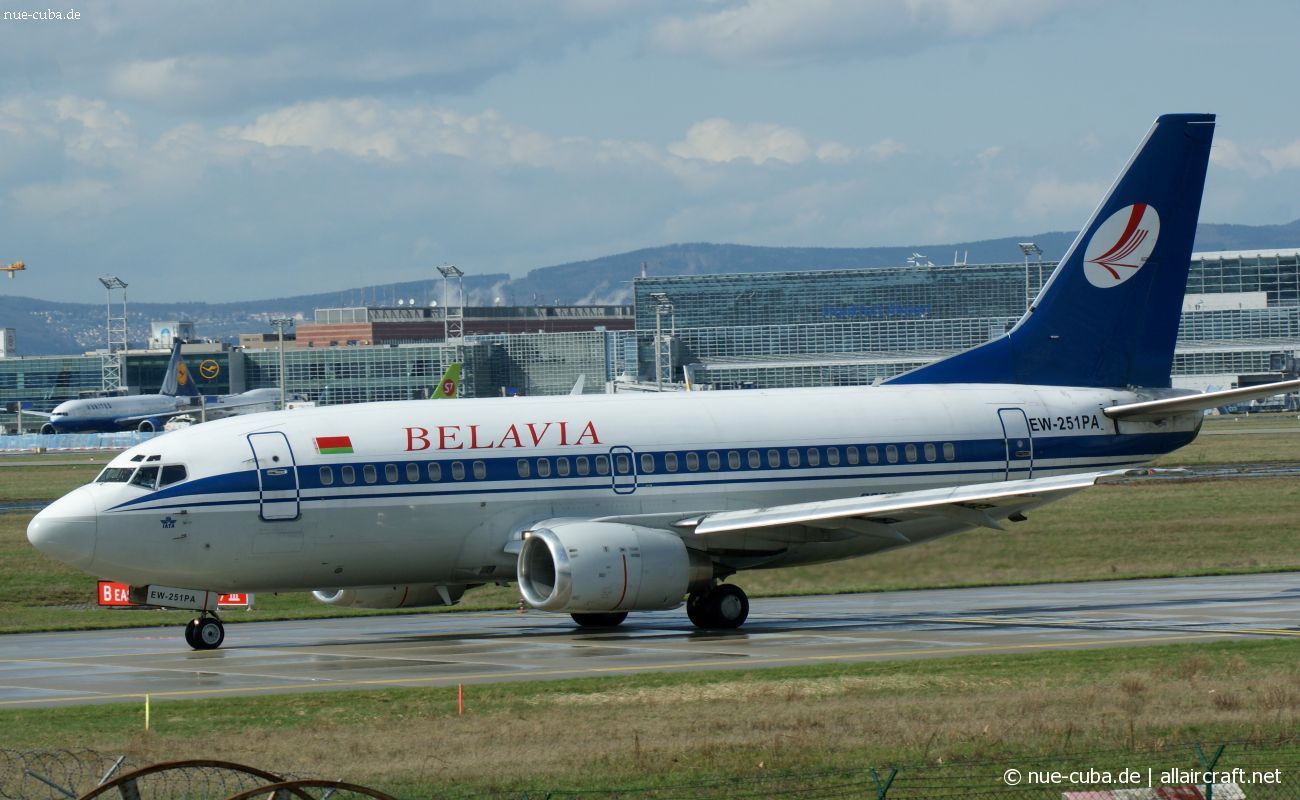 EW-251PA (27634) 1997 Boeing 737-5Q8