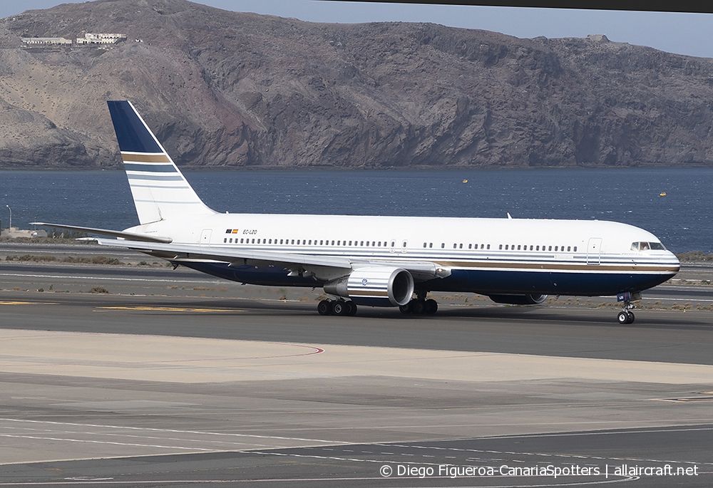 EC-LZO (27902) 1995 Boeing 767-35D(ER)