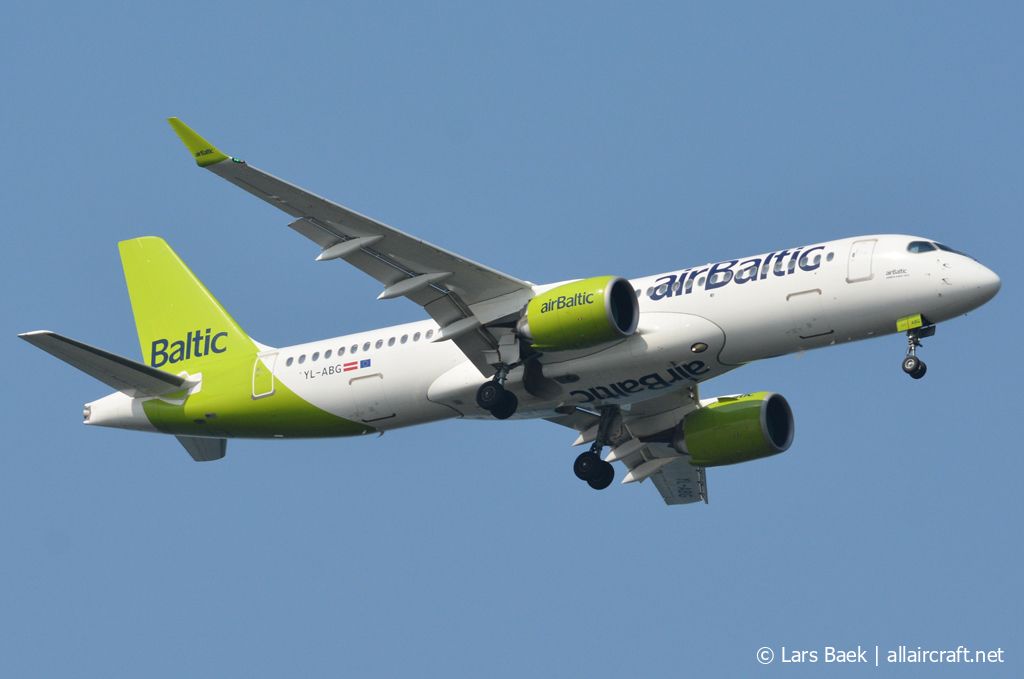 YL-ABG (55154) 2022 Airbus A220-300