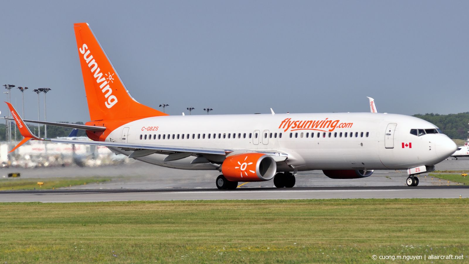 C-GBZS (42053) 2016 Boeing 737-8SH(WL)