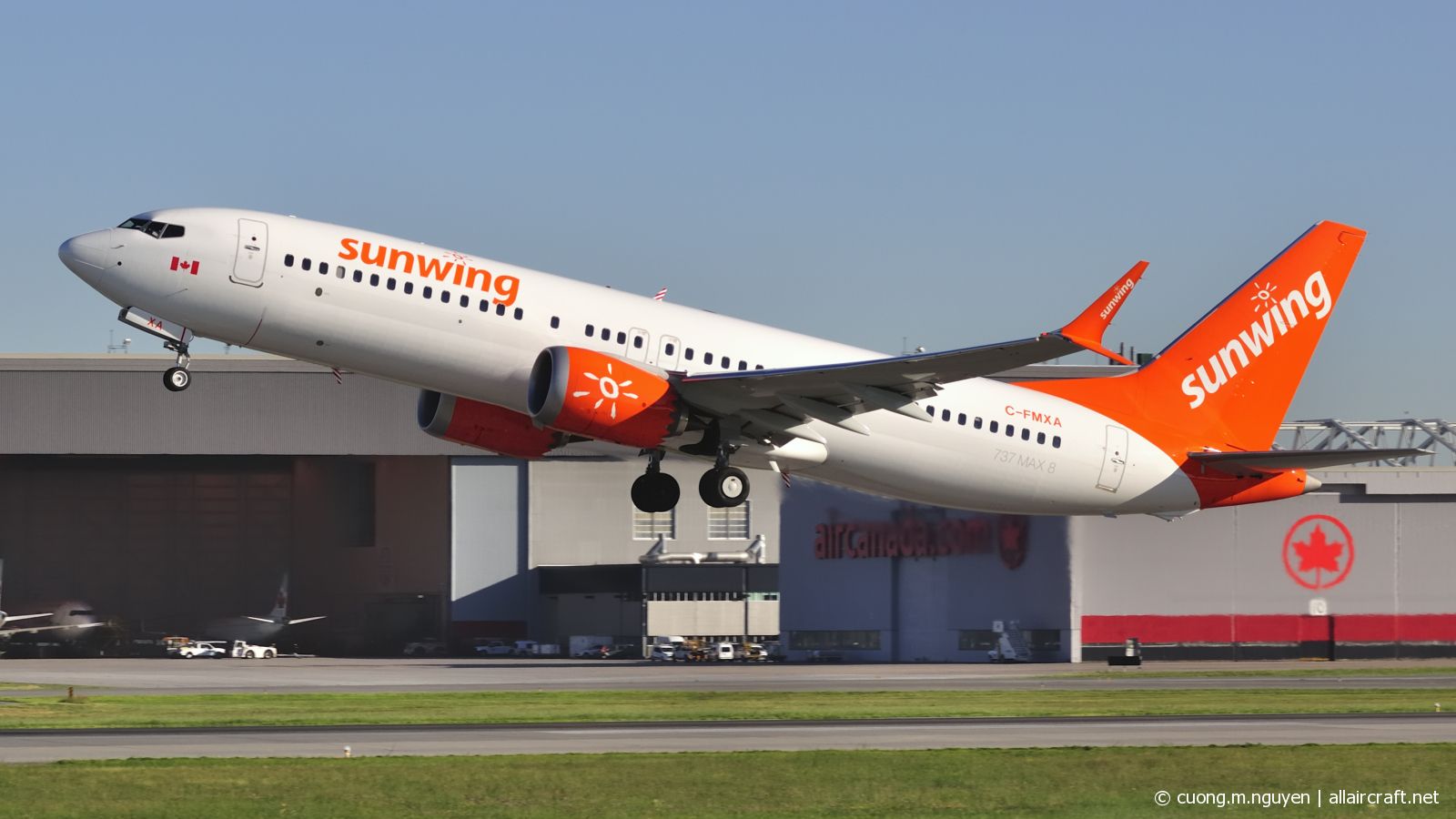C-FMXA (43297) 2018 Boeing 737-8 MAX