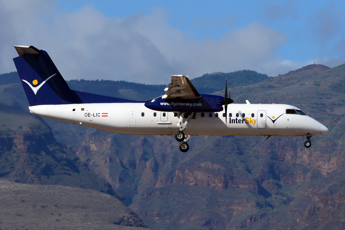 OE-LIC (503) 1997 Bombardier Dash 8-Q314