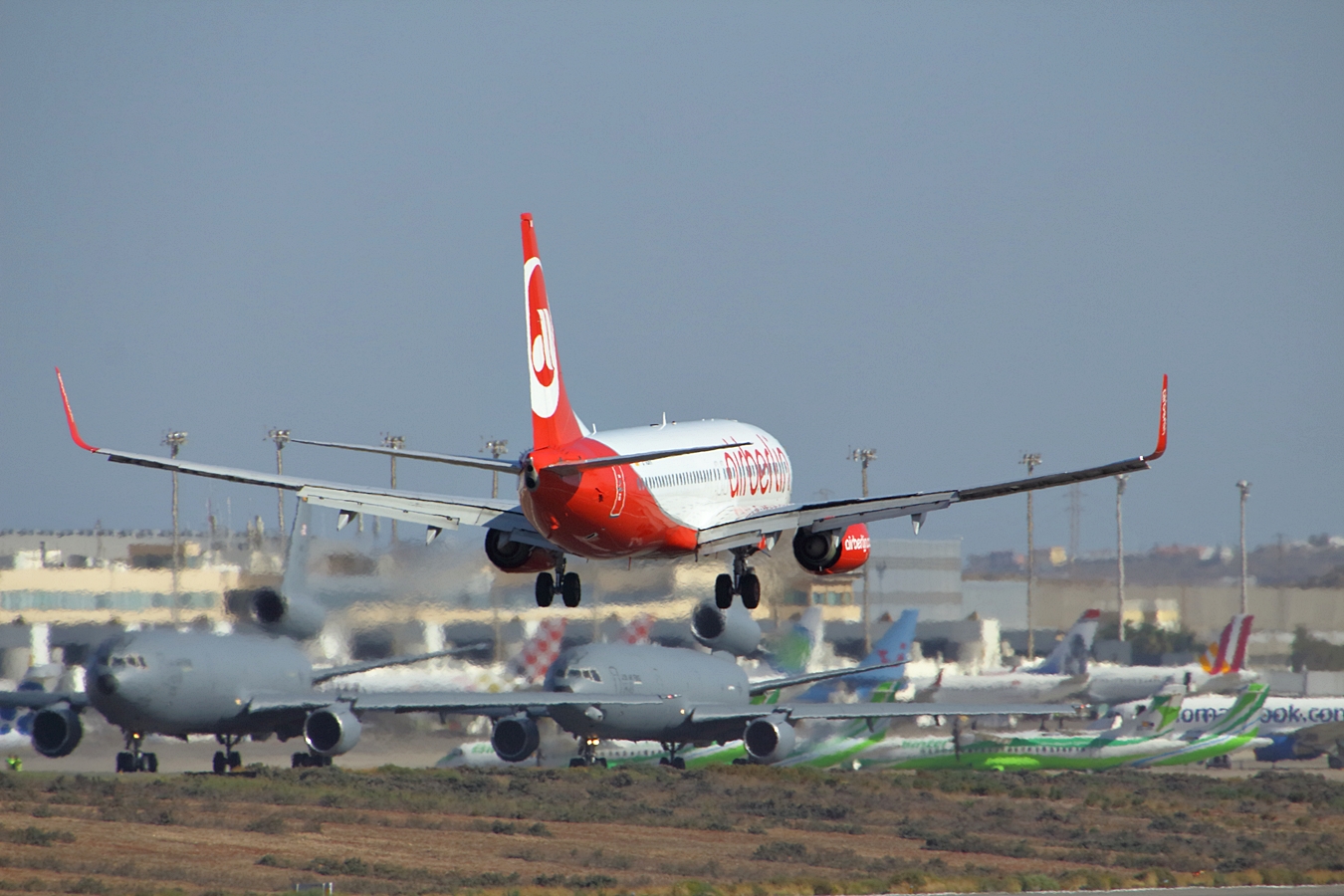 D-ABMK (37772) 2012 Boeing 737-86J(WL)