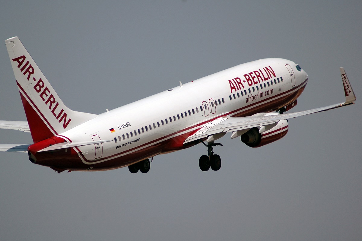 D-ABAR (28072) 1998 Boeing 737-86J(WL)