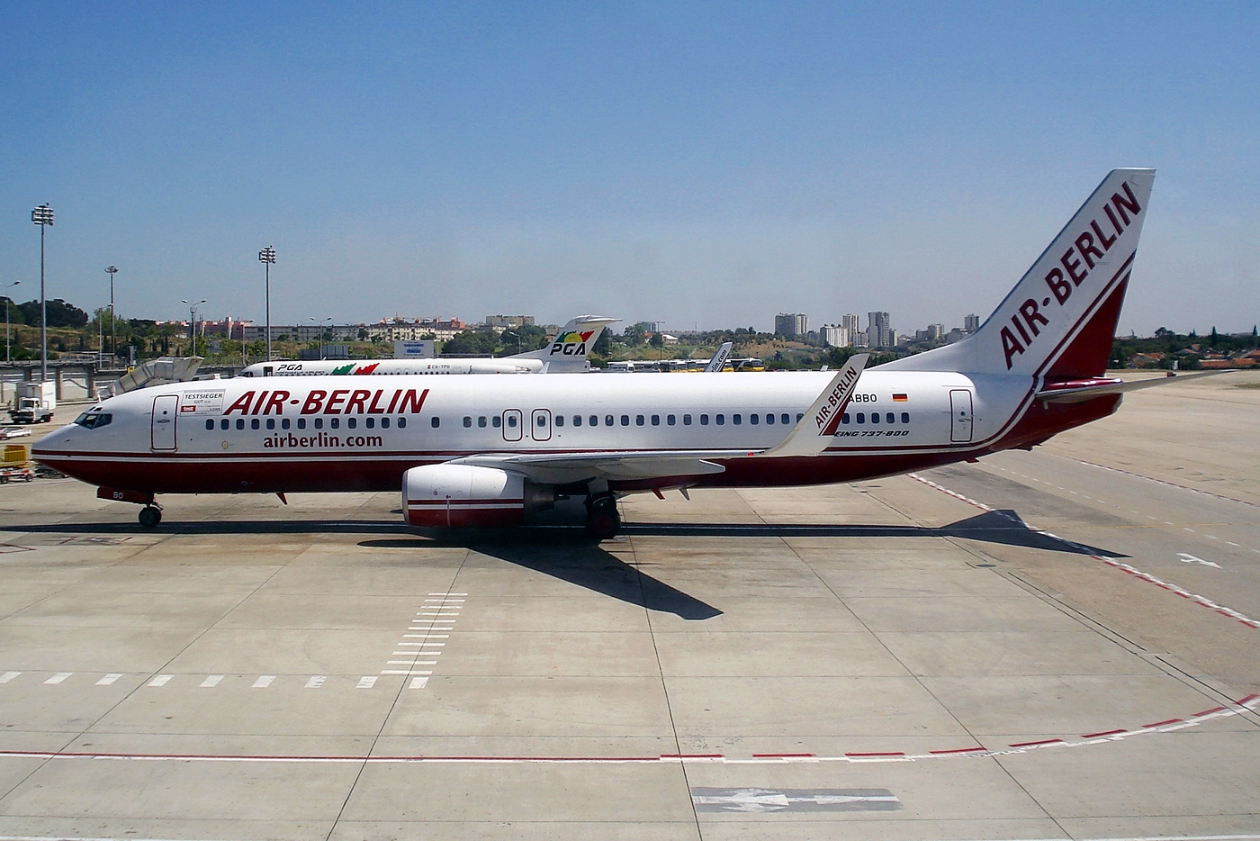 D-ABBO (cn 30827) Boeing 737-86J