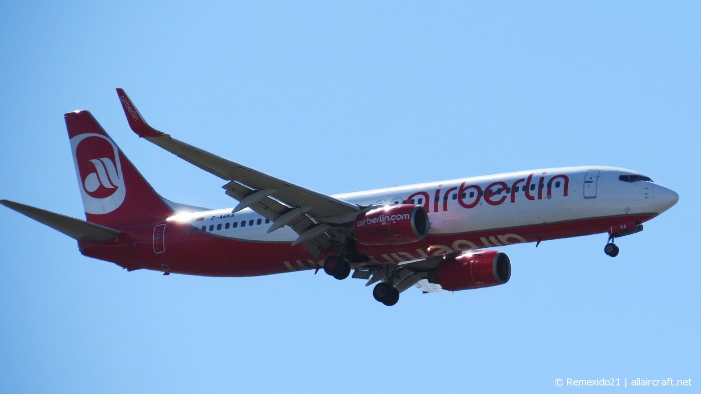 D-ABKA (29329) 1999 Boeing 737-82R WL