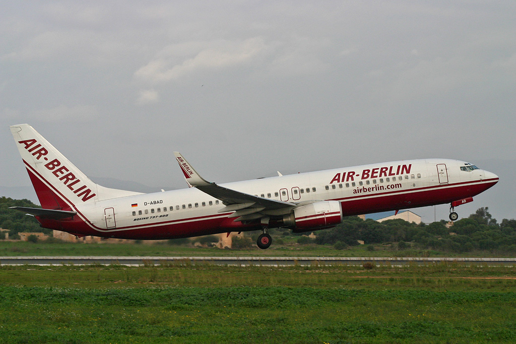 D-ABAD (cn 30876) Boeing 737-86J