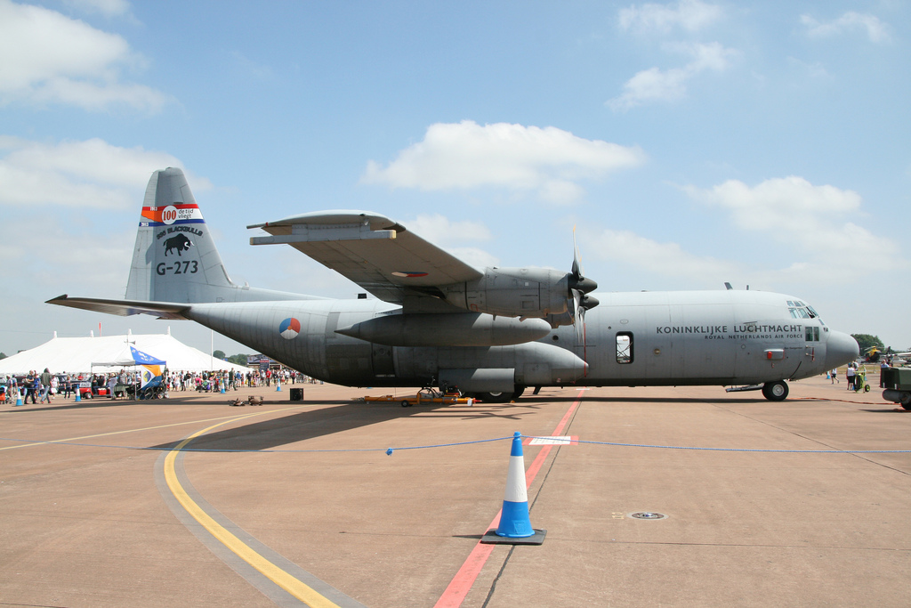 G-273 (382-5273) 1993 Lockheed C-130H-30 Hercules
