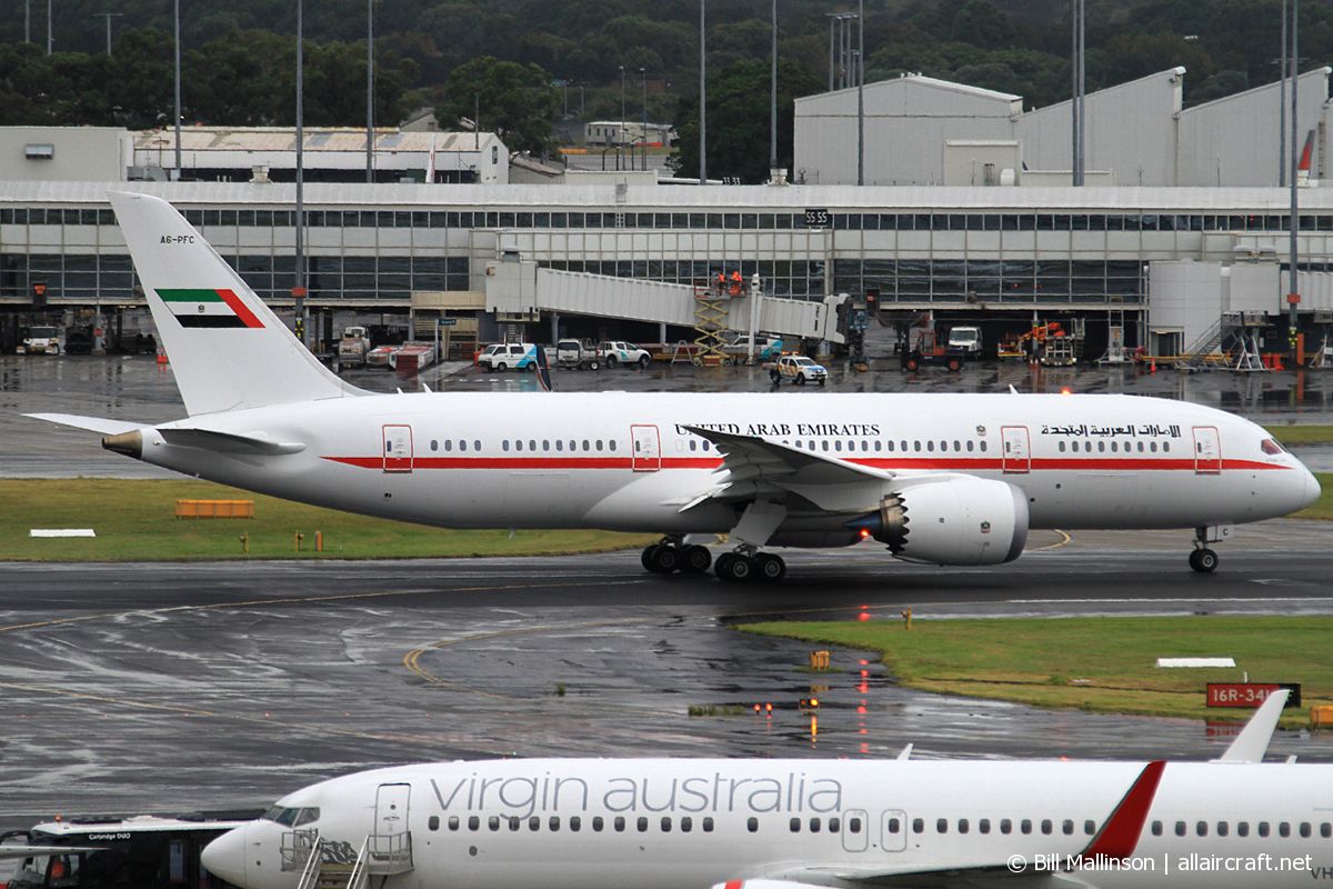 A6-PFC (35303) 2013 Boeing 787-8 Dreamliner
