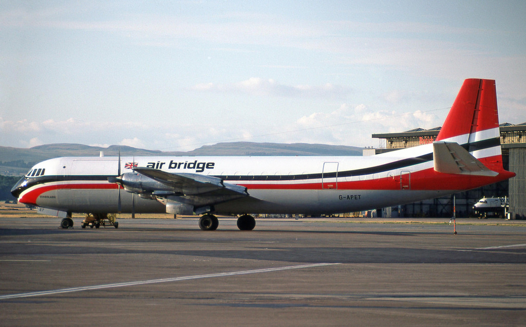 G-APET (722) 1962 Vickers 953C Merchantman