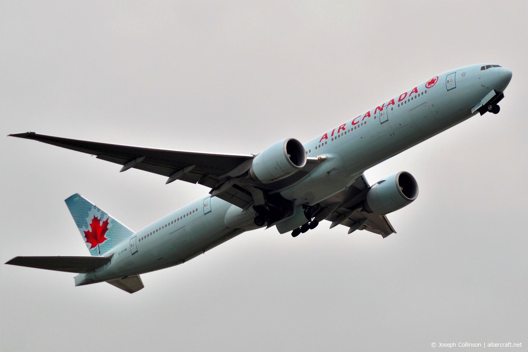 C-FIVM (35251) 2008 Boeing 777-333(ER)