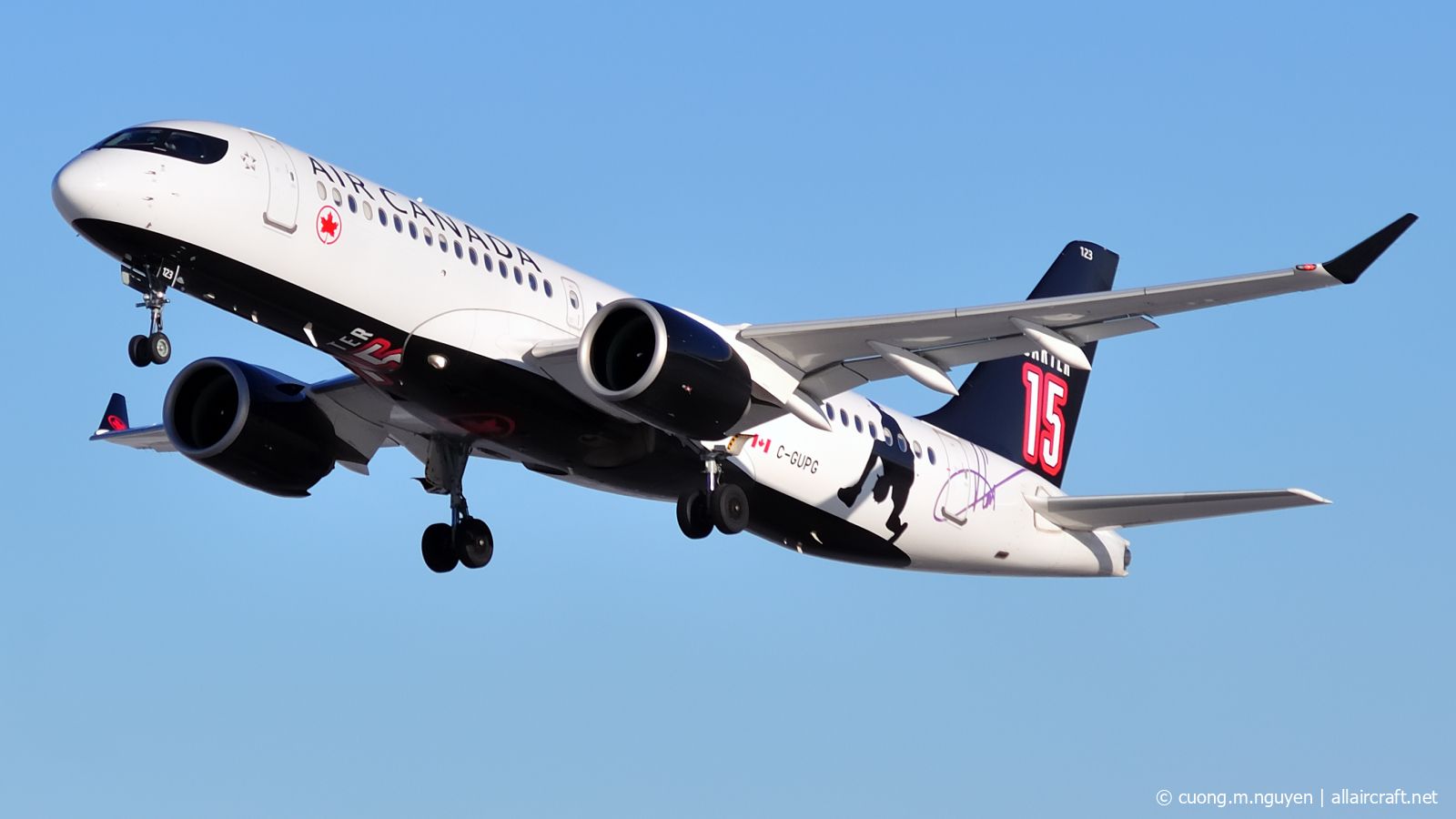 C-GUPG (55122) 2021 Airbus A220-300
