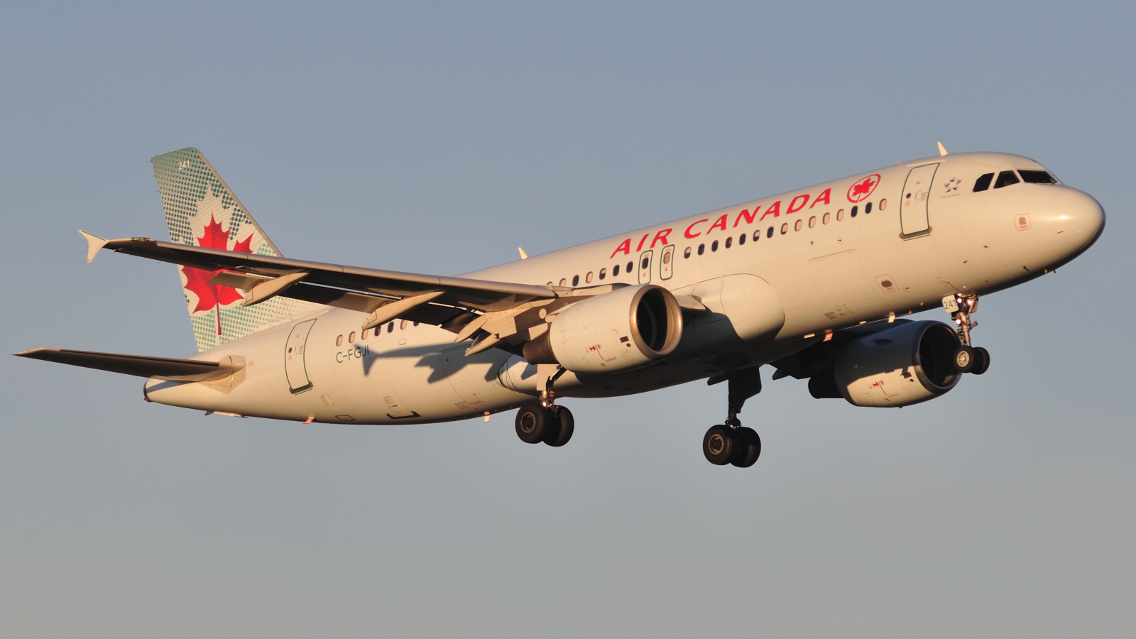 C-FGJI (1787) 2002 Airbus A320-214