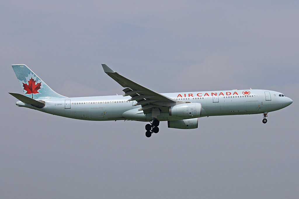 C-GFAH (279) 1999 Airbus A330-343