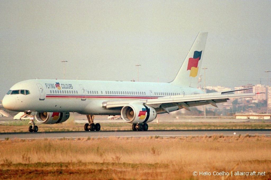 G-FCLA (27621) 1997 Boeing 757-28A