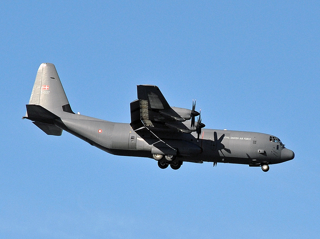 B-537 (382-5537) 2003 Lockheed Martin C-130J-30 Hercules
