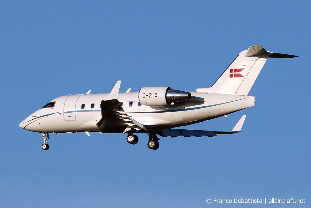C-215 (5515) 2001 Bombardier CL-600-2B16 Challenger 604