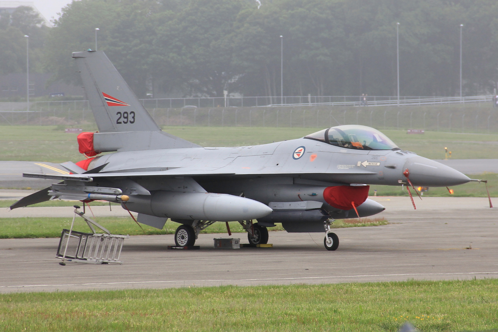 293 (6K-22) 1981 General Dynamics F-16AM Fighting Falcon