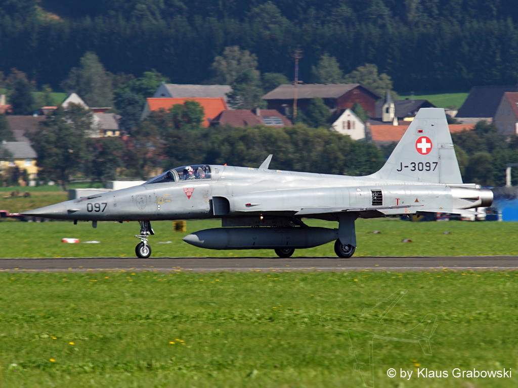 J-3097 (L.1097) Northrop F-5E Tiger II