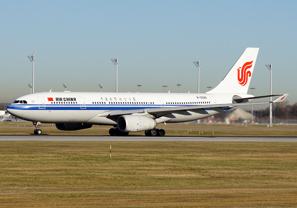 B-5925 · Airbus A330-243 · (MUC / EDDM)