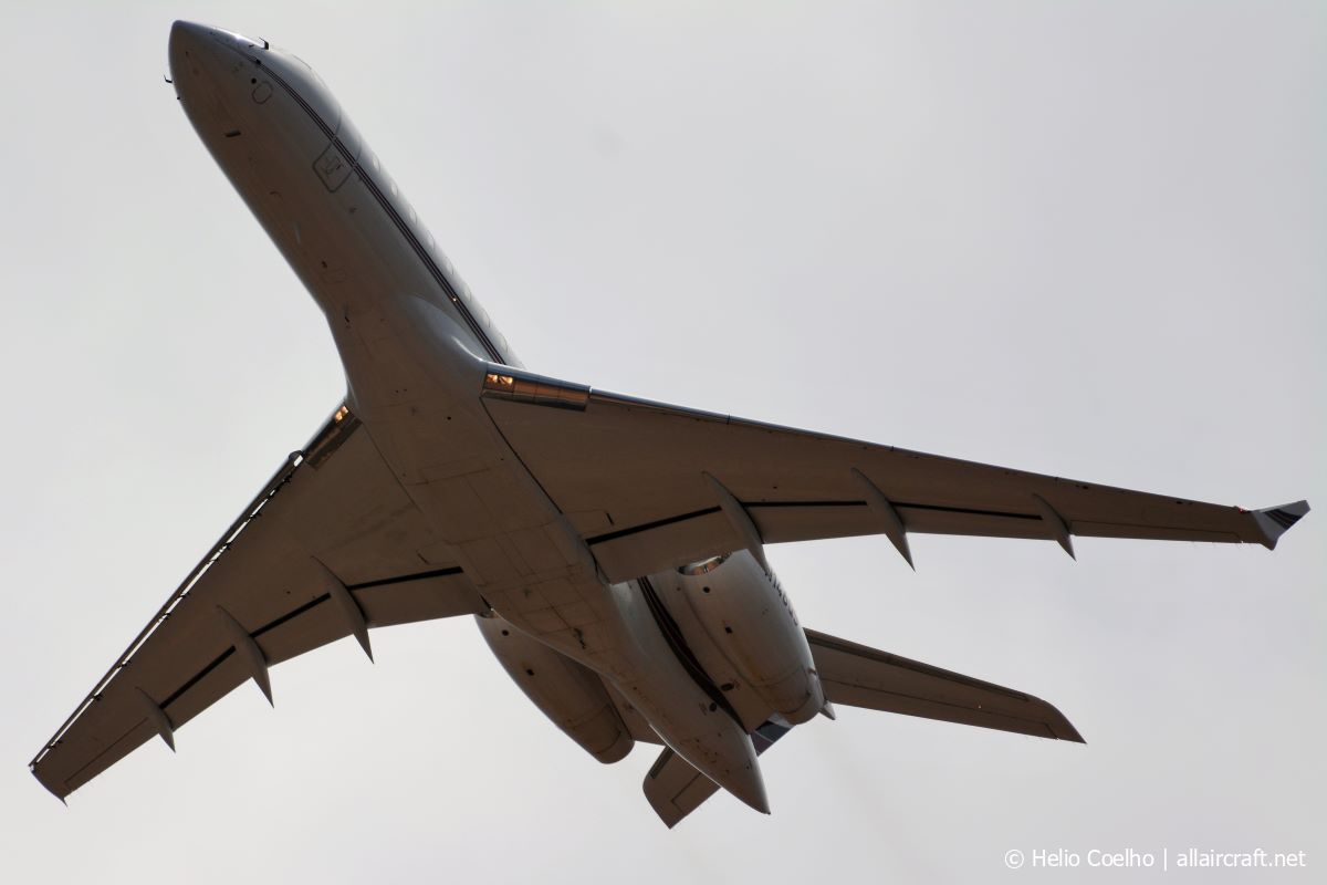 N146QS (9615) 2014 Bombardier BD-700-1A10 Global 6000