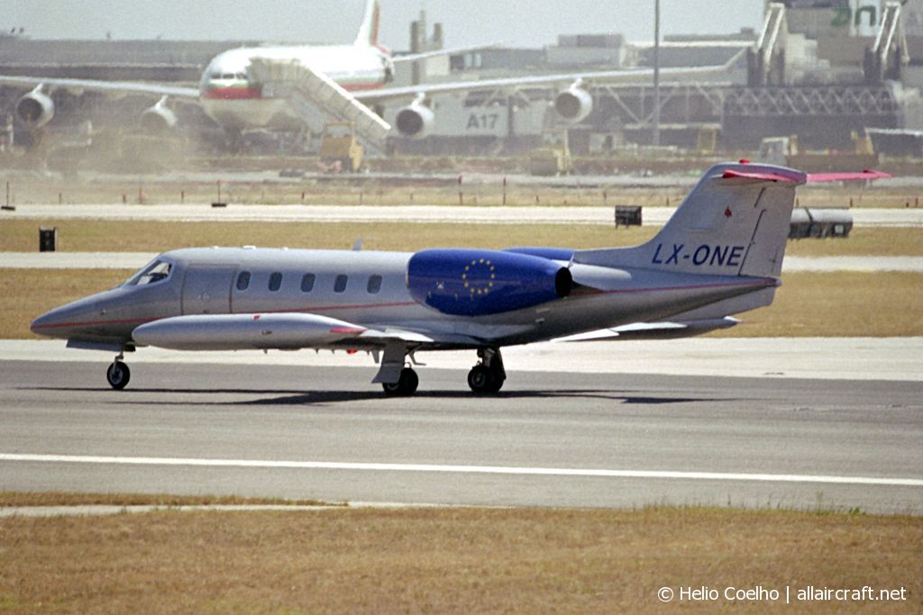 LX-ONE (35A-417) 1981 Gates Learjet 35A