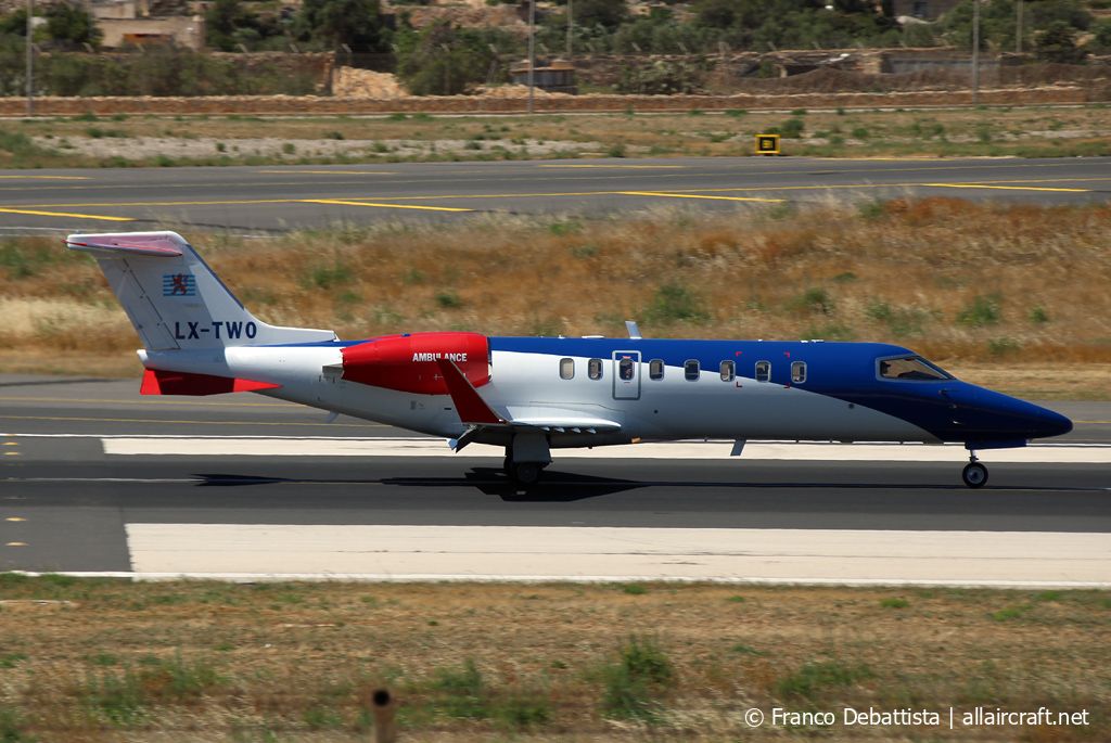 LX-TWO (35A-628) 1986 Gates Learjet 35A