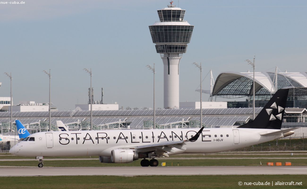 I-ADJV (19000308) Embraer 190-200LR