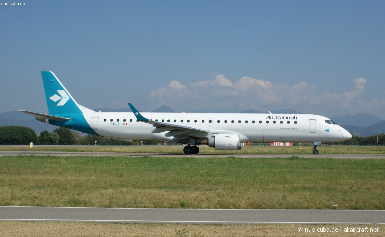 I-ADJS (19000597) 2013 Embraer 190-200LR