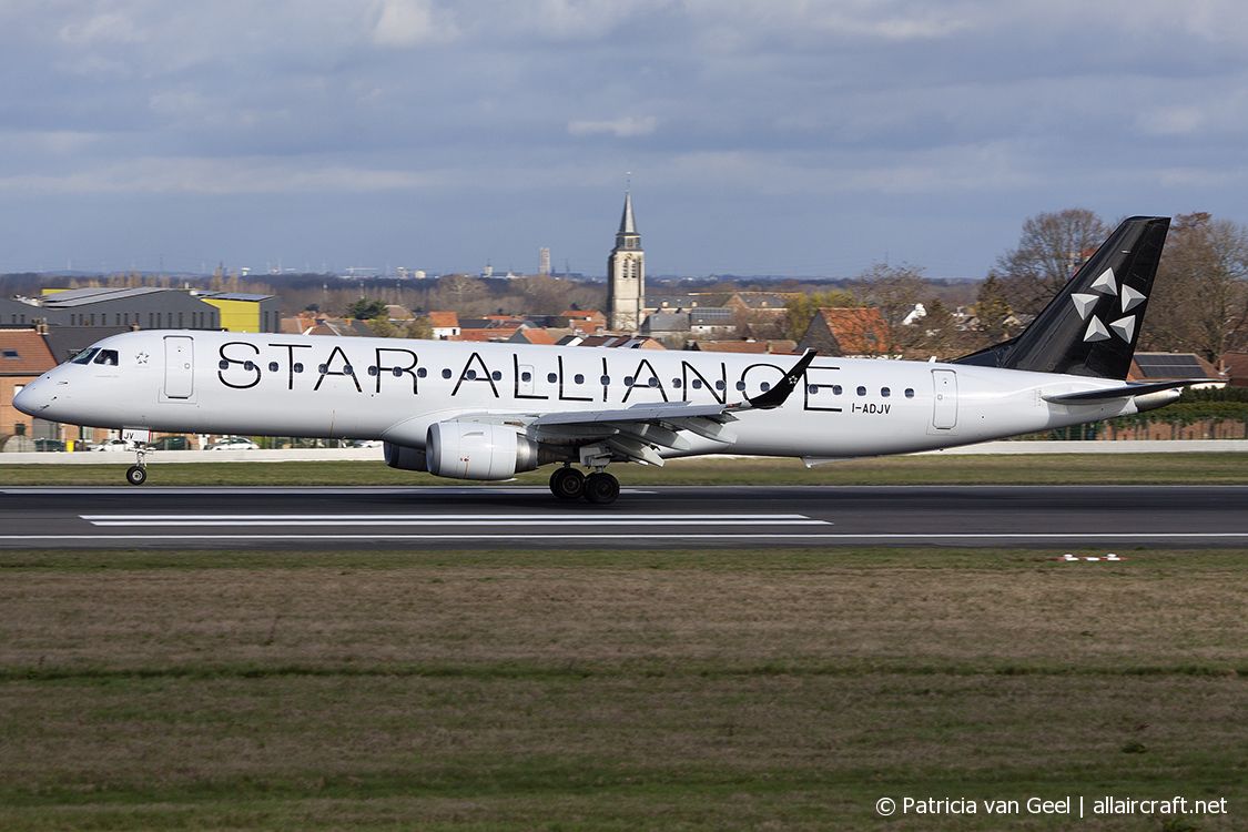 I-ADJV (cn 19000308) Embraer 190-200LR