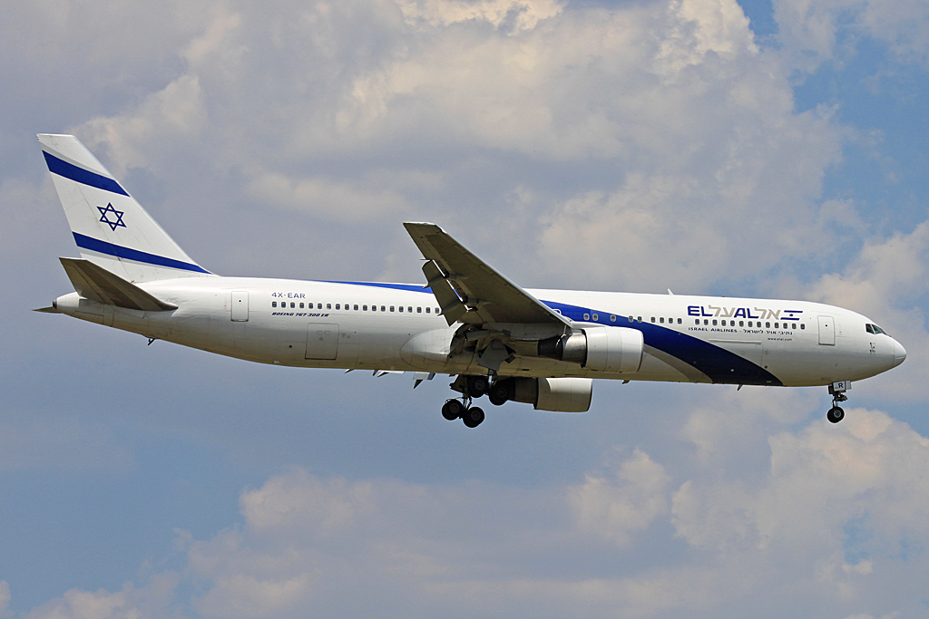 4X-EAR · Boeing 767-352/ER · (JNB / FAOR)