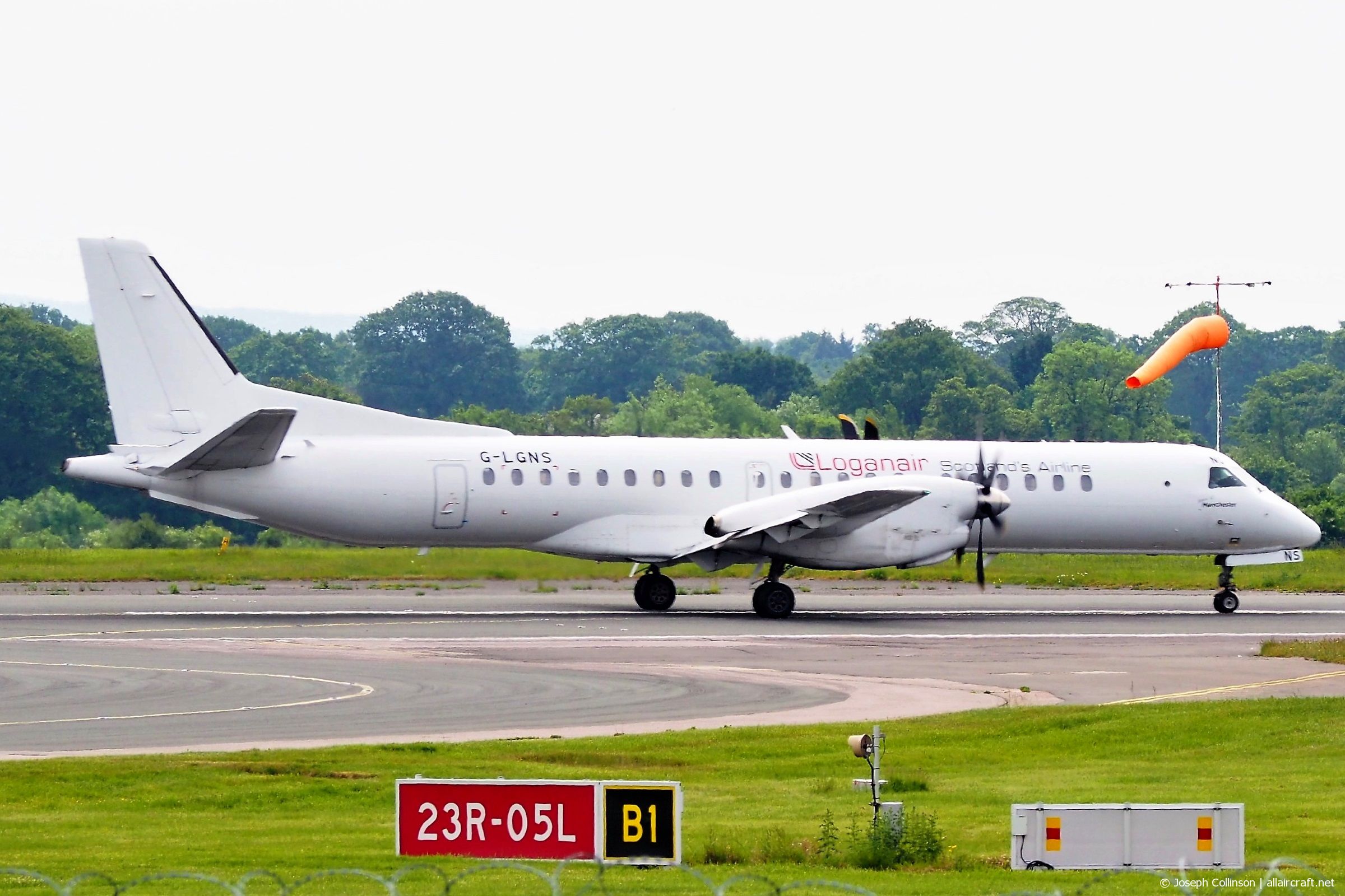 G-LGNS (2000-041) 1996 Saab 2000
