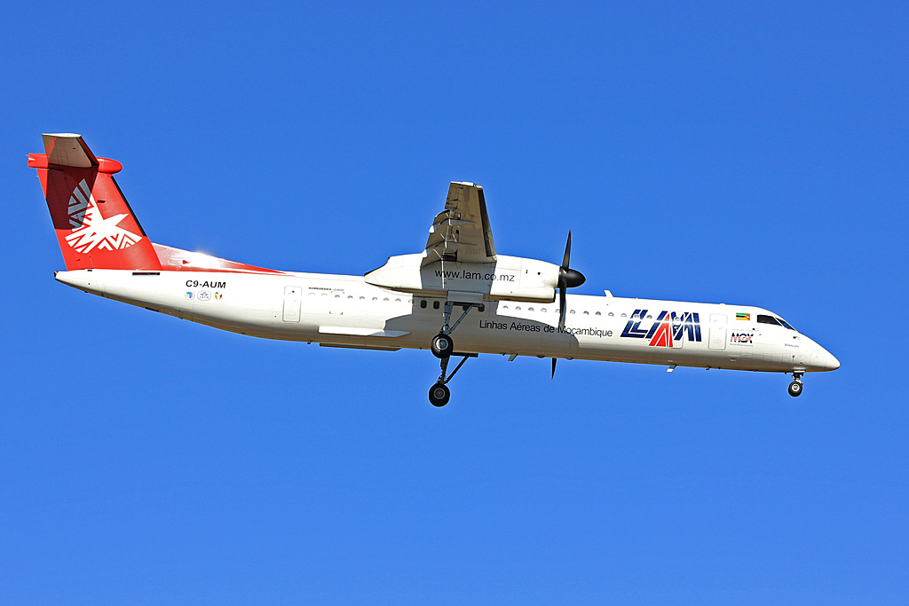 C9-AUL (4019) 2000 Bombardier Dash 8-Q402