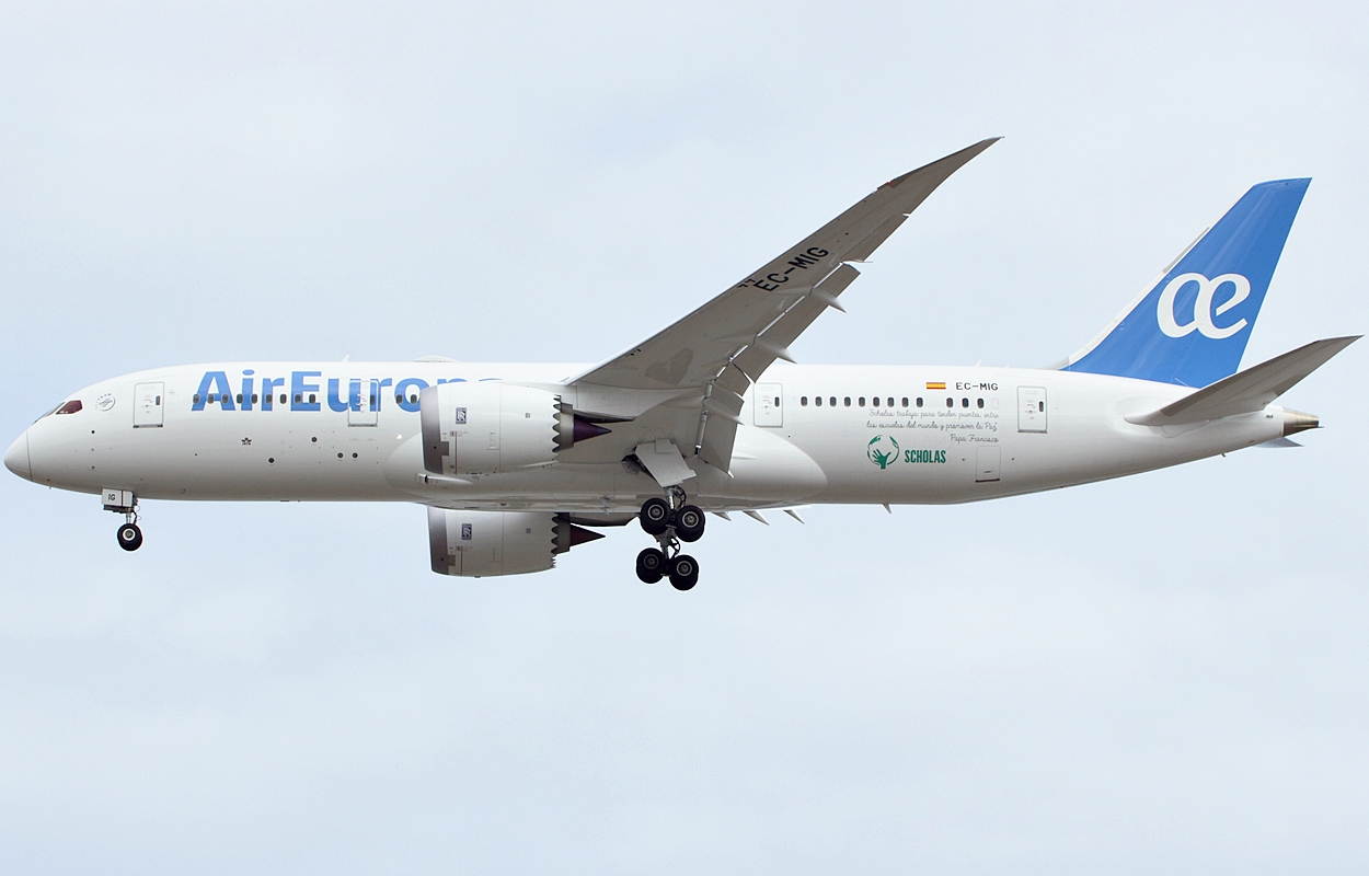 EC-MIG (cn 36412) Boeing 787-8