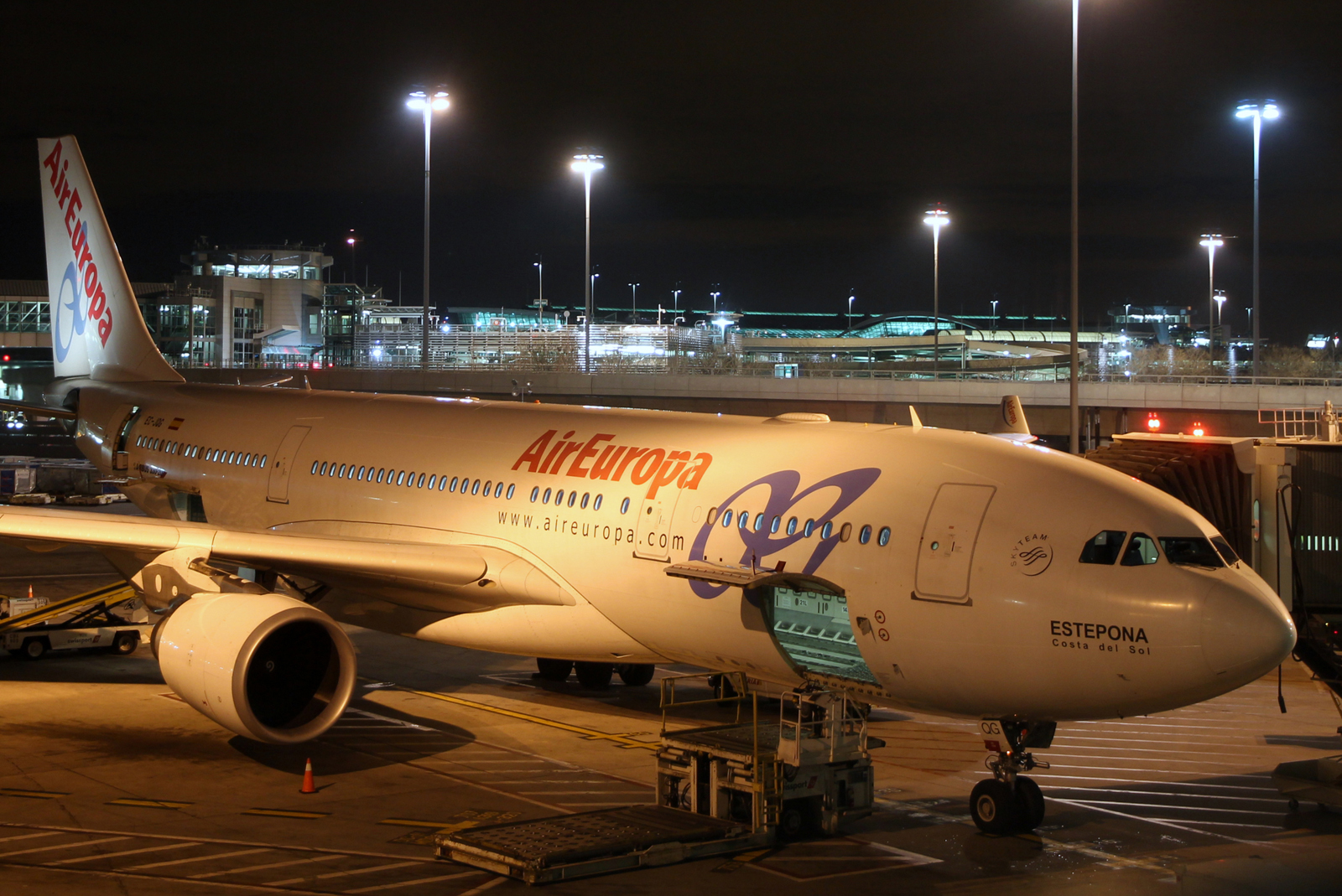 EC-JQG (cn 0745) Airbus A330-202