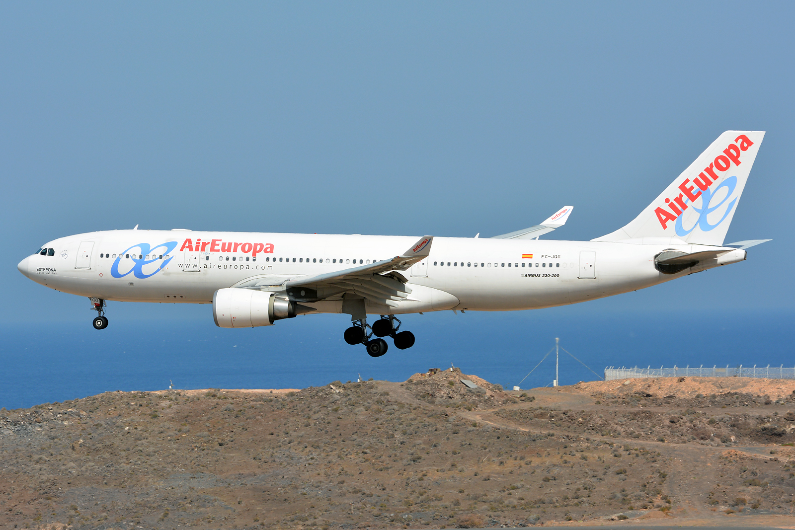 EC-JQG, (cn 745), Airbus A330-202