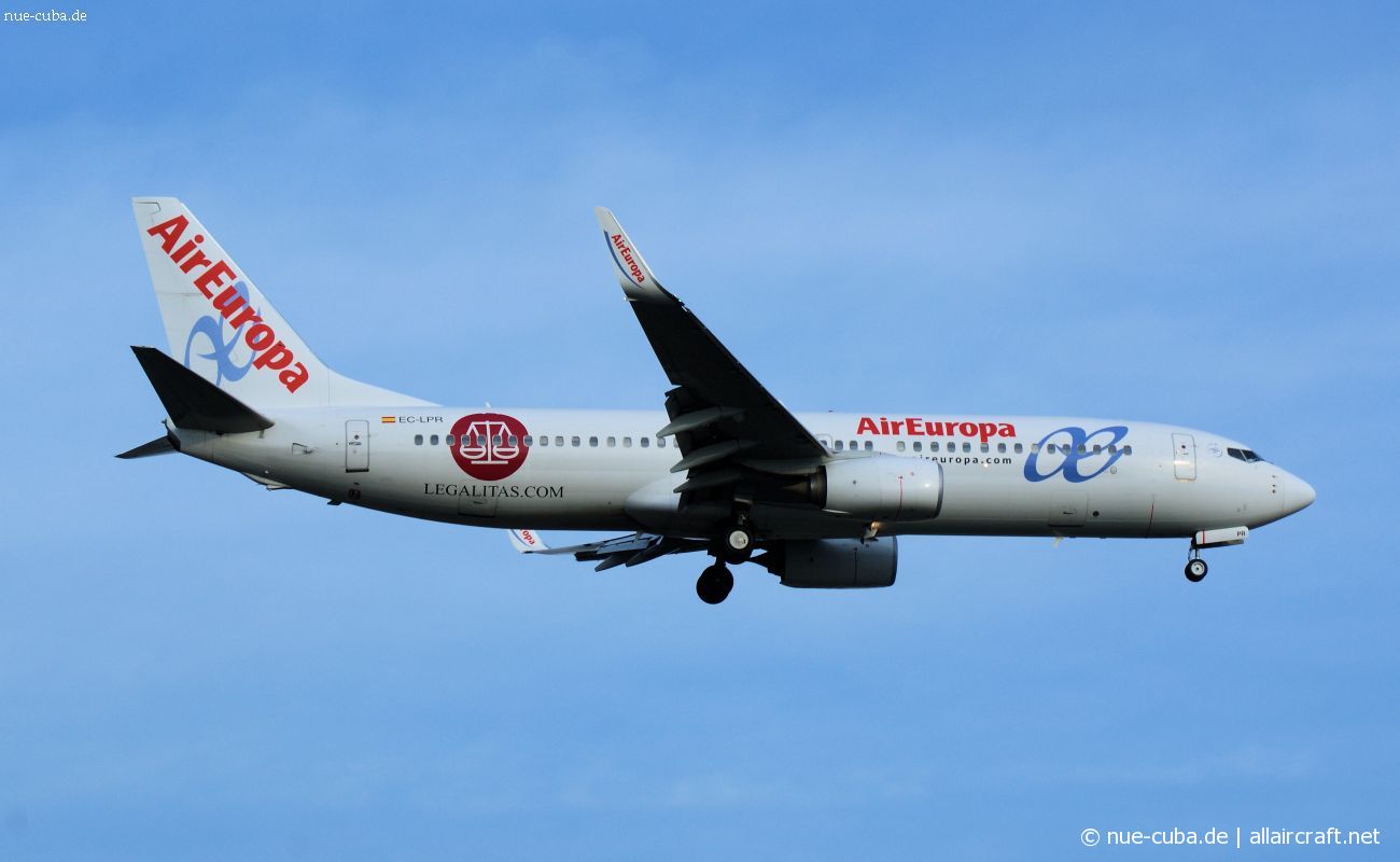 EC-LPR (36588) 2012 Boeing 737-85P(WL)