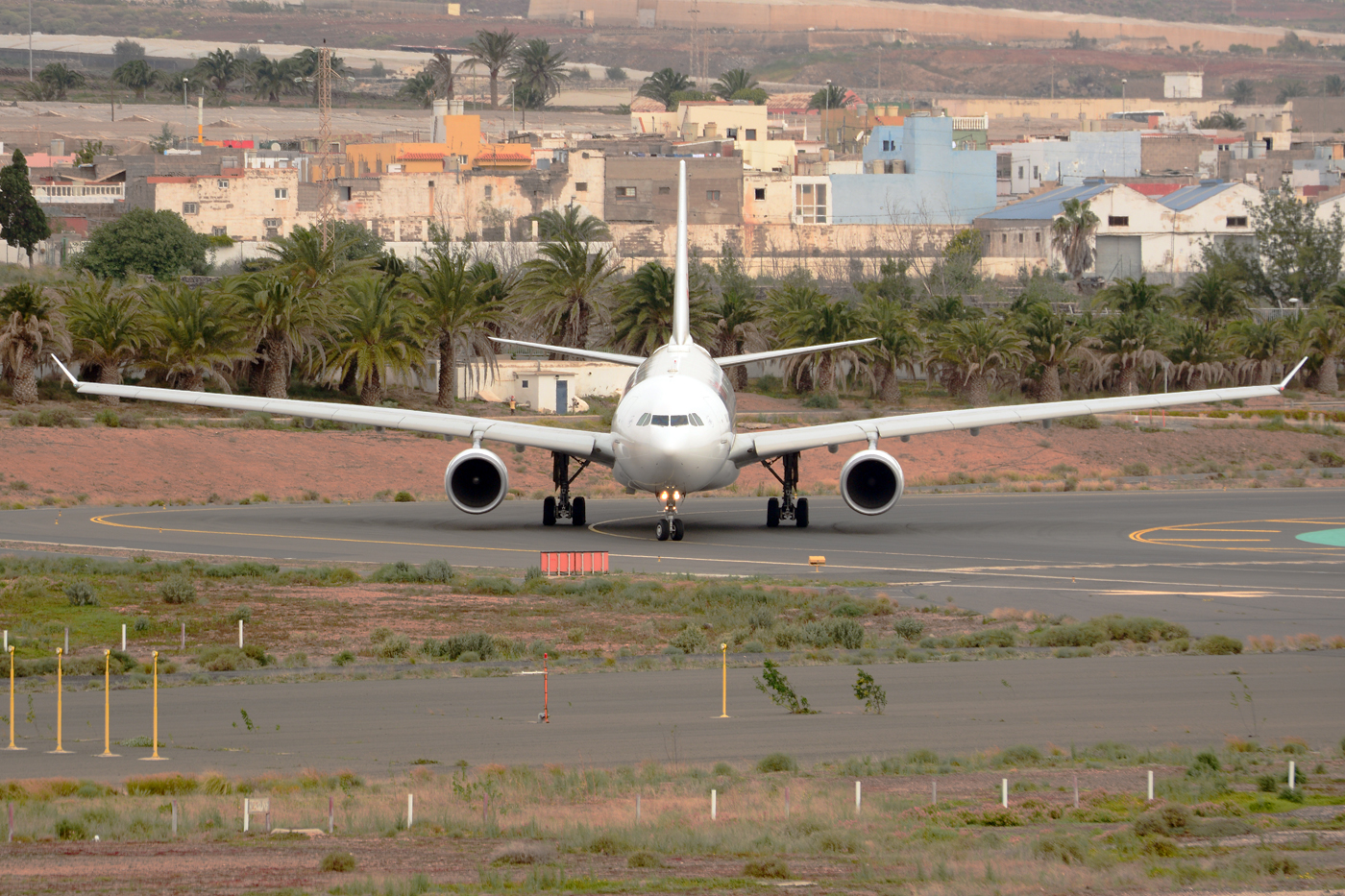 EC-JPF, (cn 733), Airbus A330-202