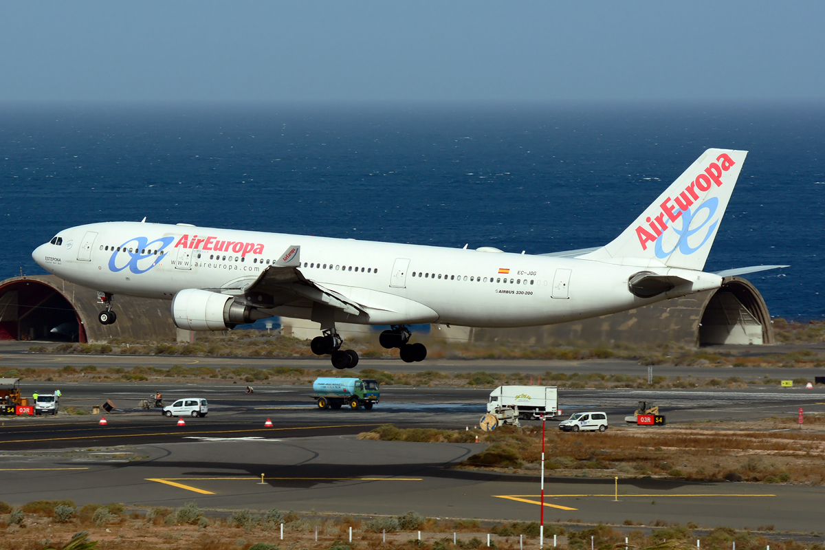 EC-JQG (cn 0745) Airbus A330-202